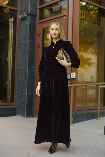 Nectar Greta Velvet Long Dress Chocolate maxikjole