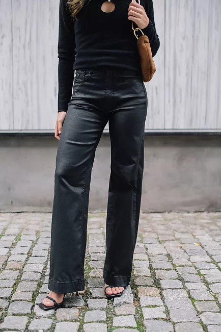 Rosa Montana Tonal Black