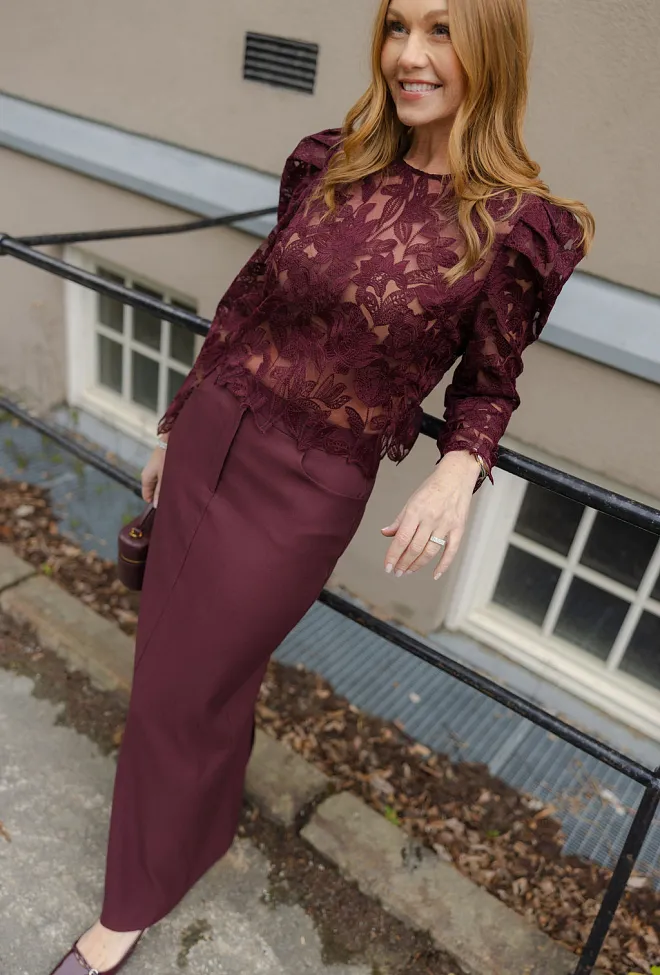 Hiil studio Beauty Blouse Bordeaux blondebluse 9