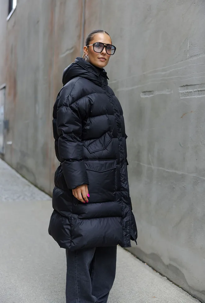 Carma Collection Sissel Long Puffer Black dunkåpe 6