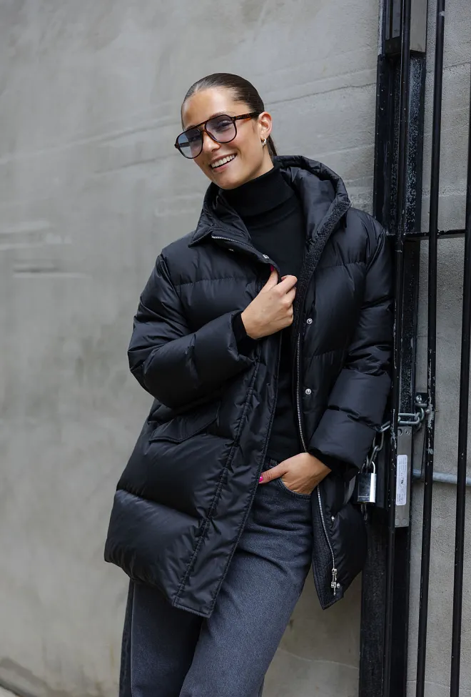 Carma Collection Sissel Short Puffer Black dunjakke 2