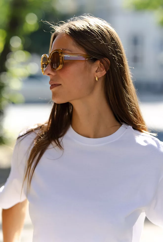 Otra Eyewear Valerie Trans Gold/Khaki Mirror solbriller 2