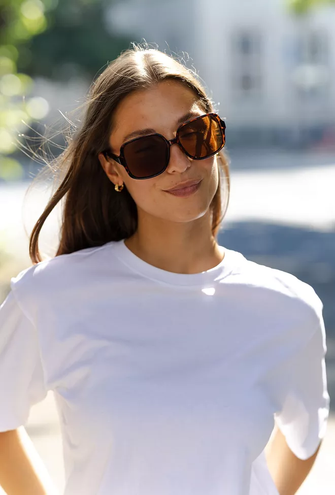 Otra Eyewear Annie Tort/Brown solbriller 3