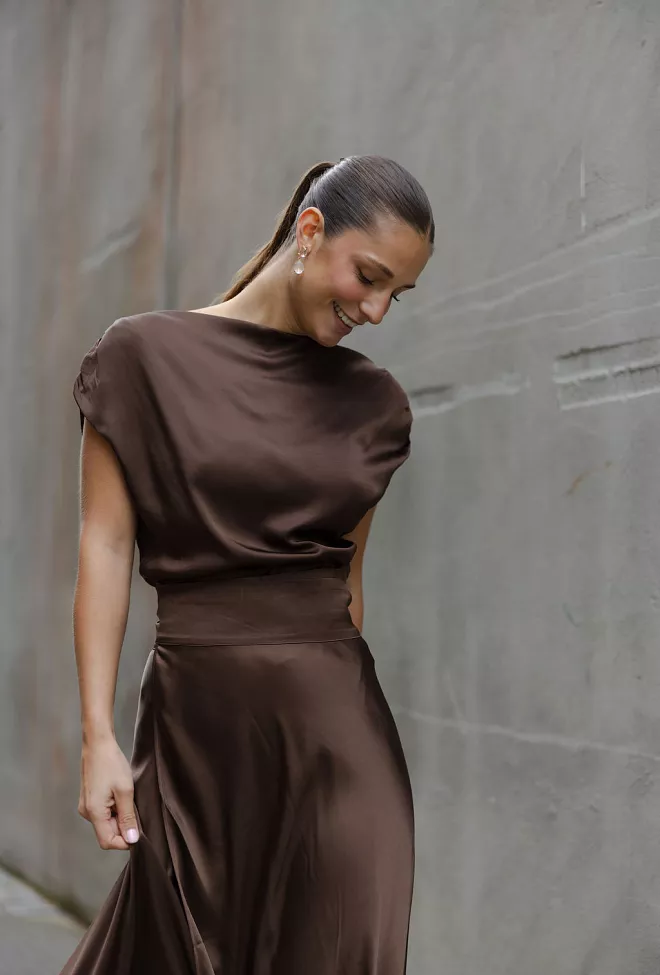 Viveh Adhara Top Walnut topp 3