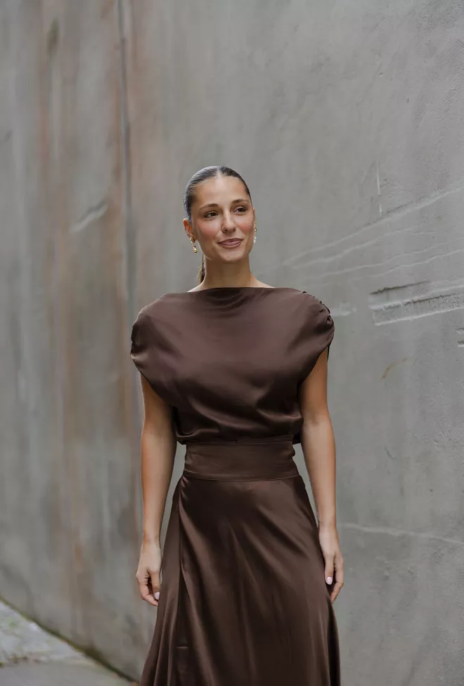 Viveh Adhara Top Walnut topp
