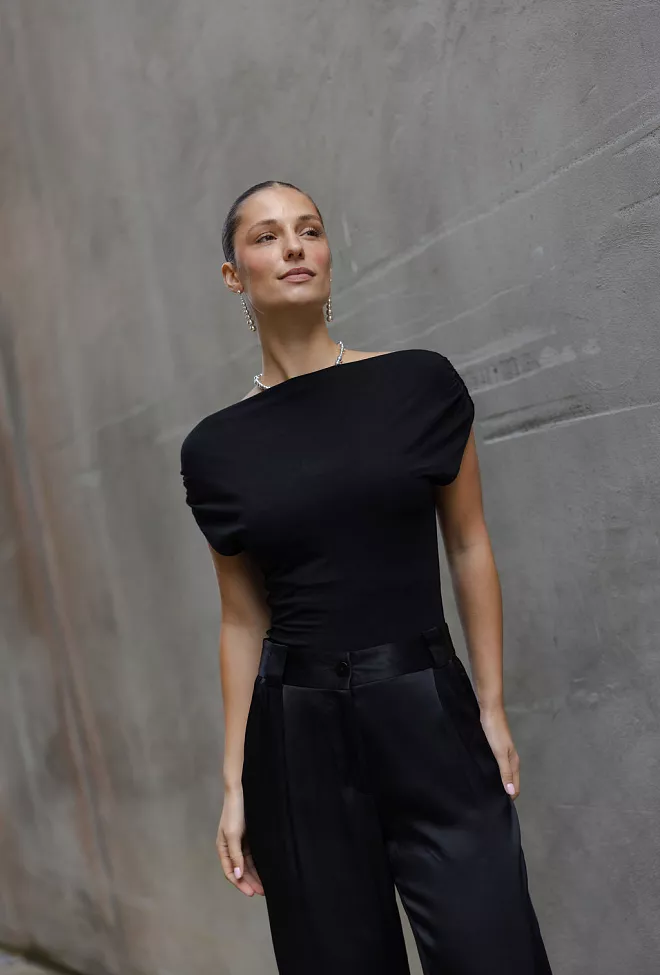 Viveh Ruta Top Black topp 4