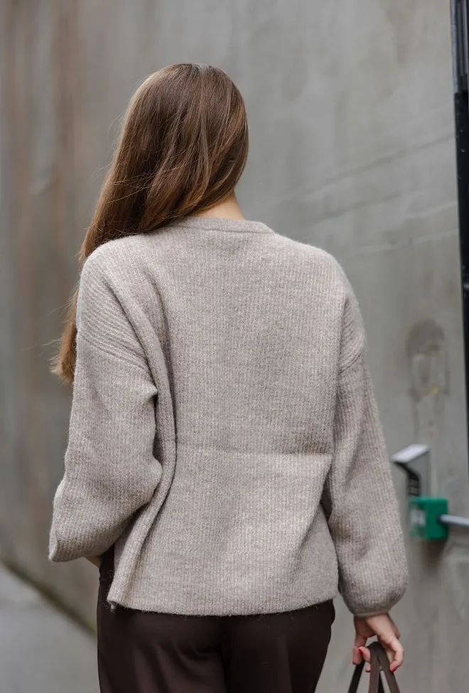 Gestuz Alpha GZ Slit Pullover Warm Sand Melange genser 6
