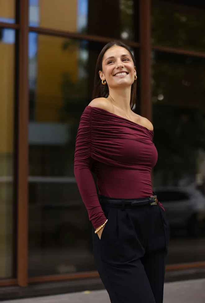 Viveh Boxus Sweater Burgundy genser3