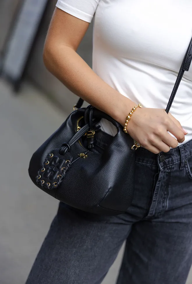 ganni hobo mini grained black veske sort 2