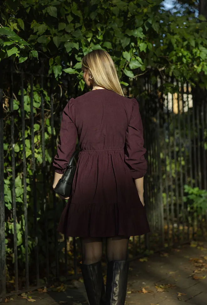 Nectar Vitality Dress Burgundy cordkjole minikjole 6