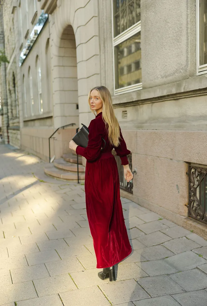 Nectar Greta Velvet Long Dress Ruby fløyelskjole 4