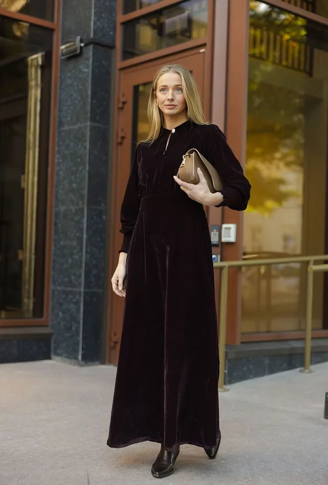 Nectar Greta Velvet Long Dress Chocolate maxikjole