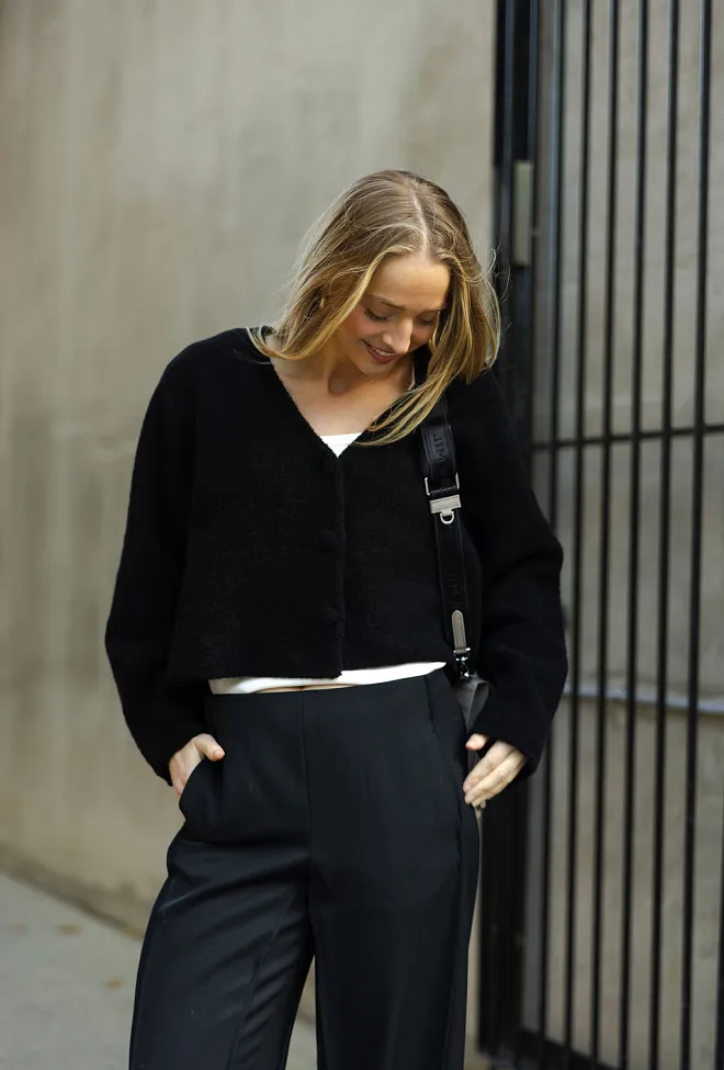Carma collection Anne Knit Black cardigan 13