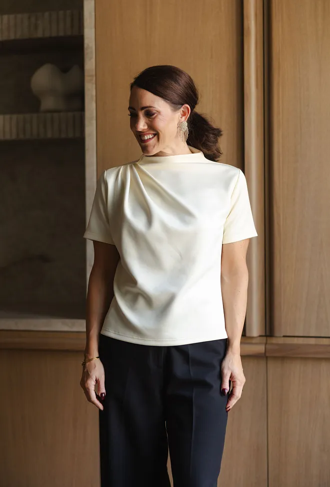 hiil studio icy tee ivory top offwhite 3
