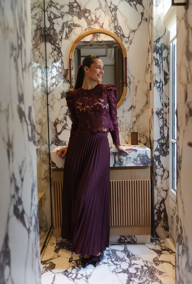 HiiL Studio Amalie Pleated Skirt Burgunder skjørt 4