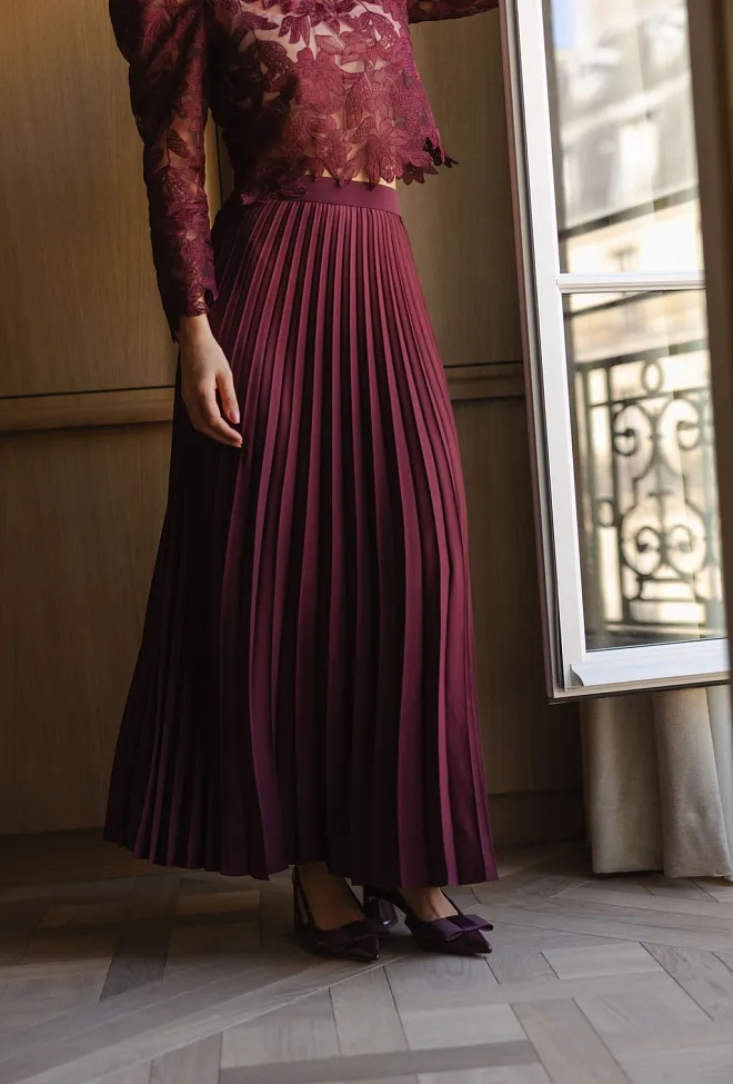 HiiL Studio Amalie Pleated Skirt Burgunder skjørt 6