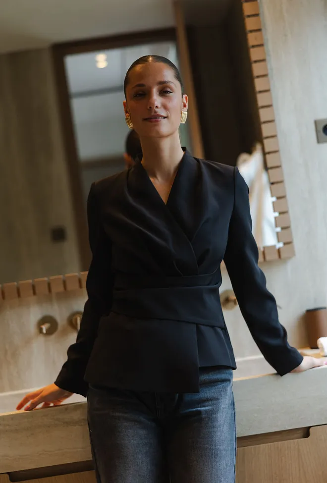 HiiL Studio Charlotte Top Black bluse sort 