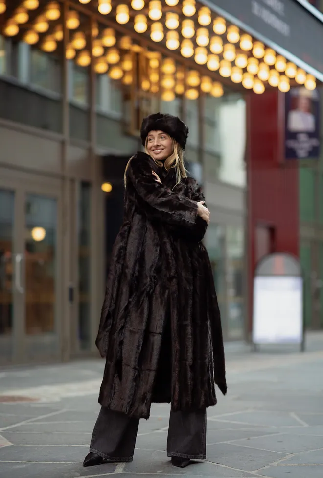 Twist & Tango Vaujany Faux Fur Coat Rich Brown fuskepels kåpe