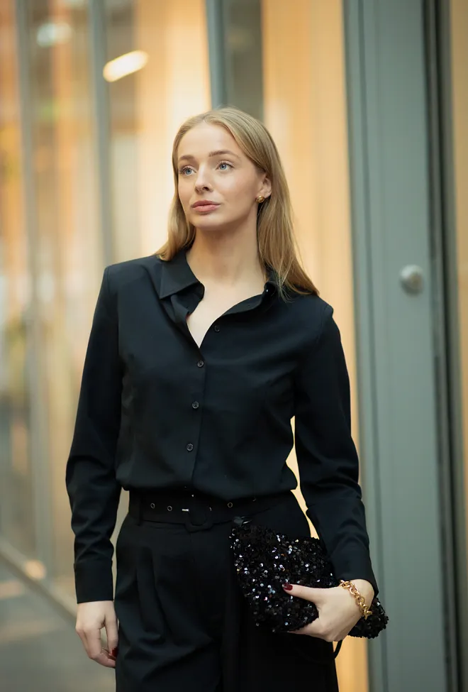 My essential wardrobe MW Hace Shirt Black skjorte