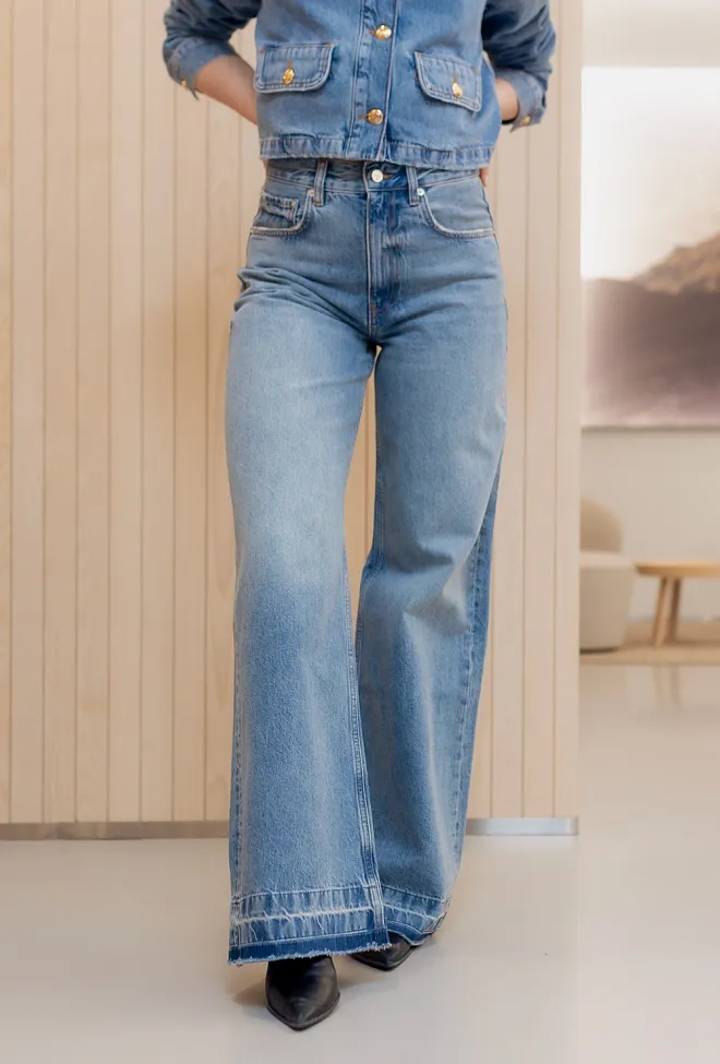 Anine BIng Lewis Jean Caspian Blue jeans