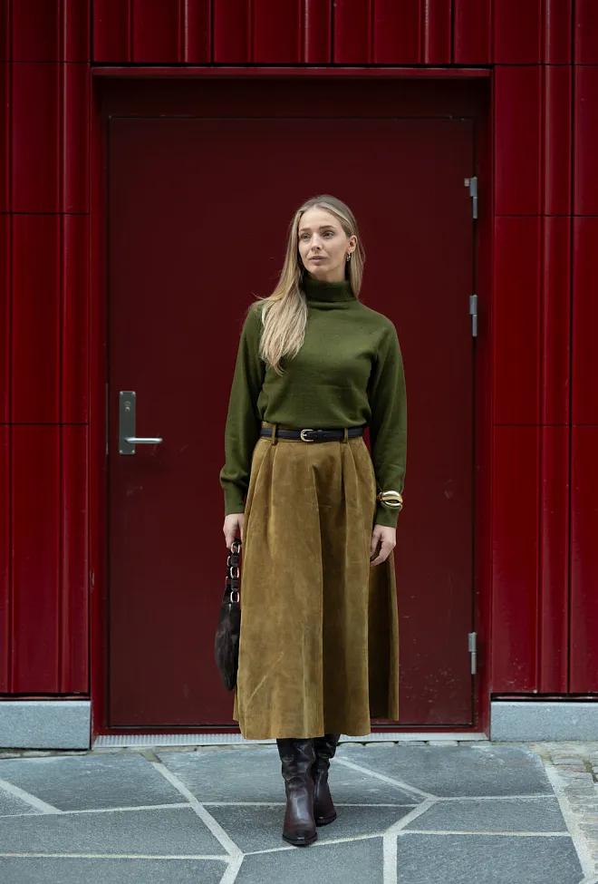 Christian Aks Zina Wool Cash Turtleneck Hunter pologenser 2