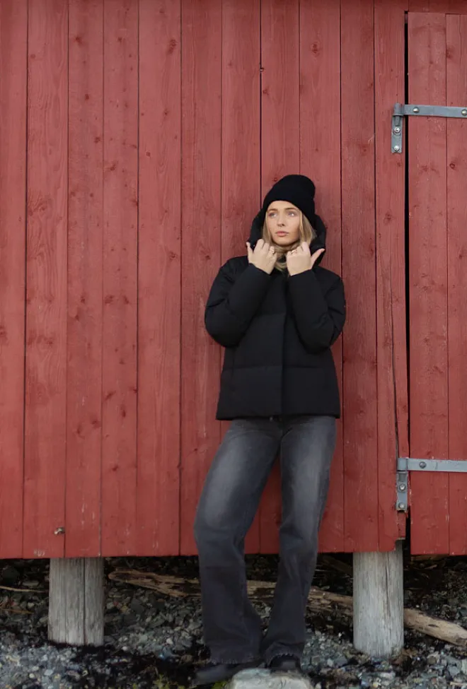 Scandinavian Edition Acme II Onyx dunjakke 2