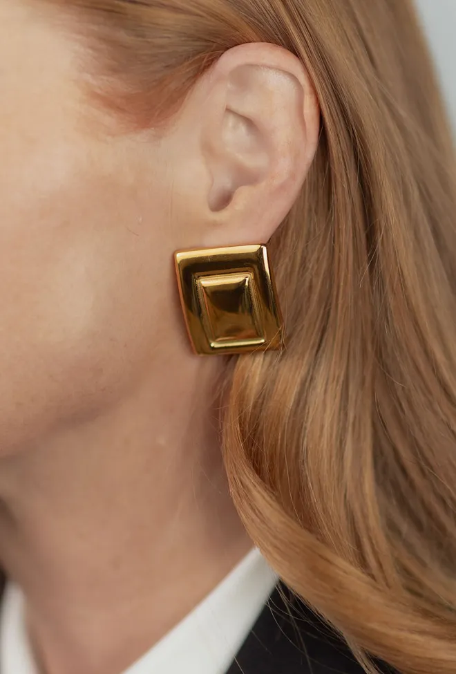 Hiil studio jewelry Rectangle Dome Earrings Gold øredobber 2