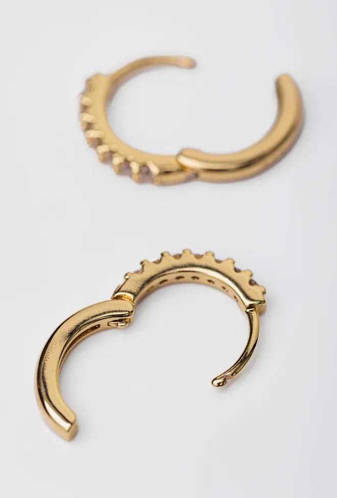 Hiil Studio Jewelry Medium Simple Crystal Hoops Gold øreringer 7