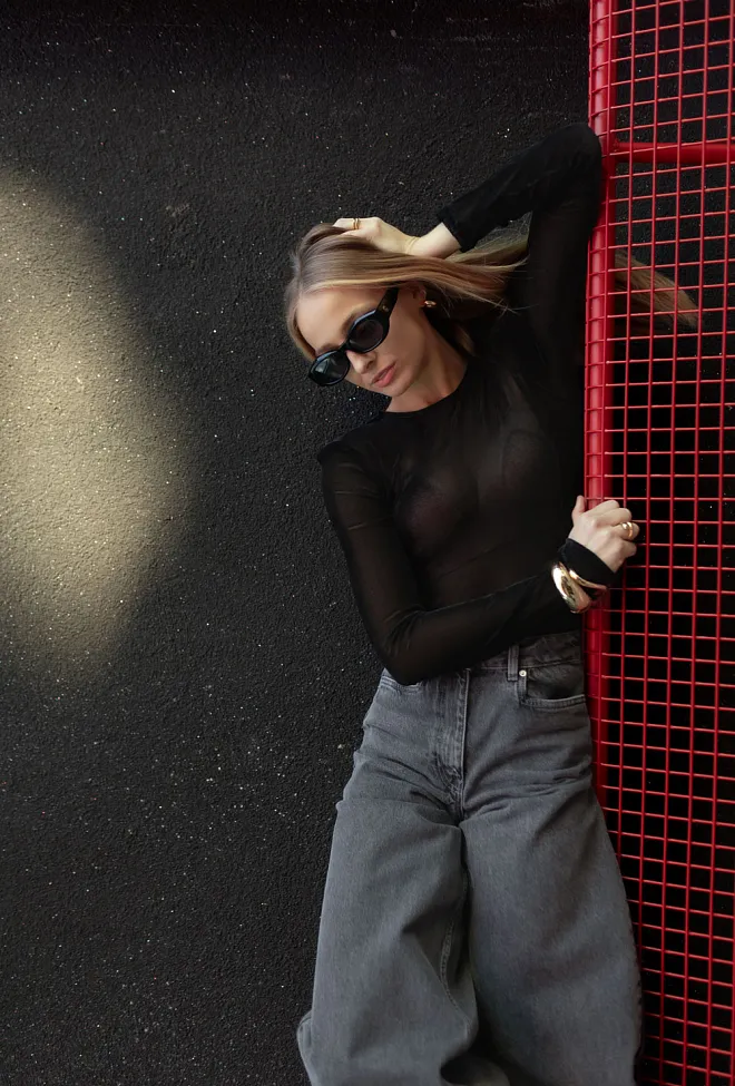 Remain Velvet Mesh Bodysuit Black topp 8