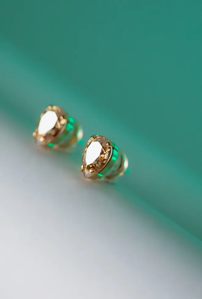 Caroline Svedbom Mini Drop Studs Golden Shadow øredobber  4