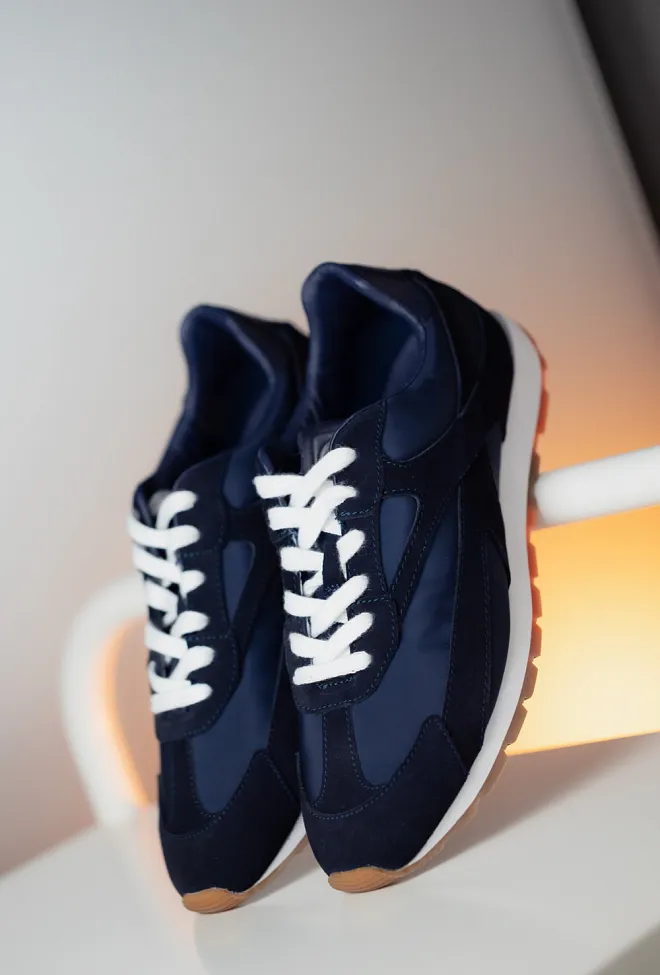 Anine Bing Juno Sneakers Navy Suede joggesko 4