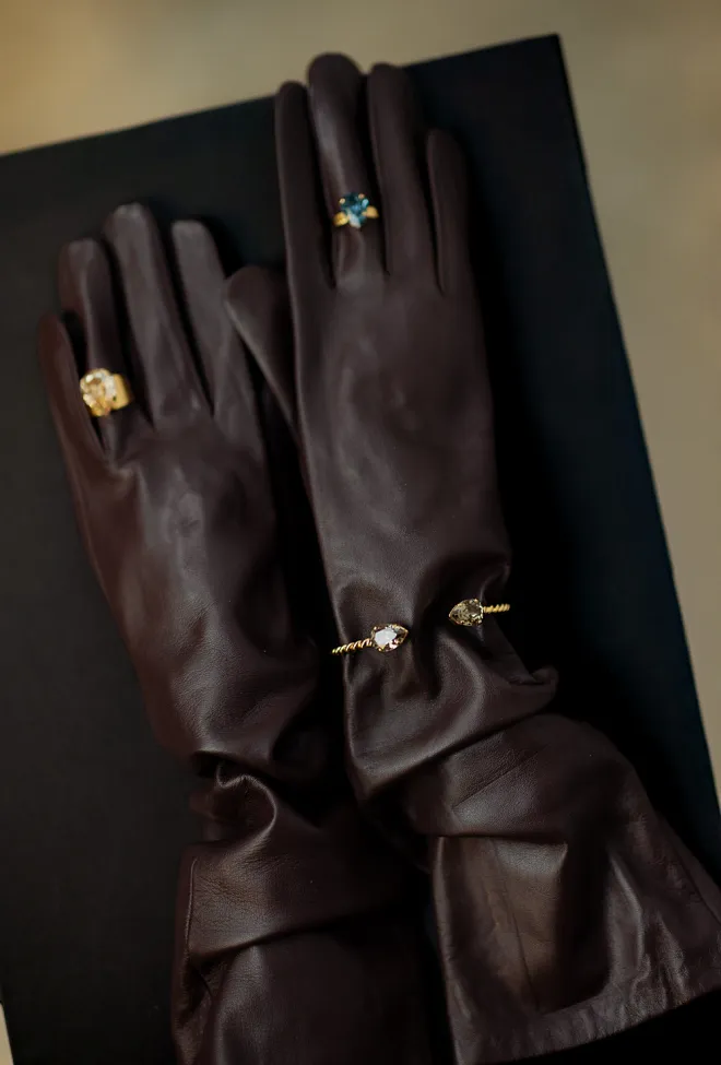 Caroline Svedbom Mini Drop Bracelet Gold Greige armbånd 3