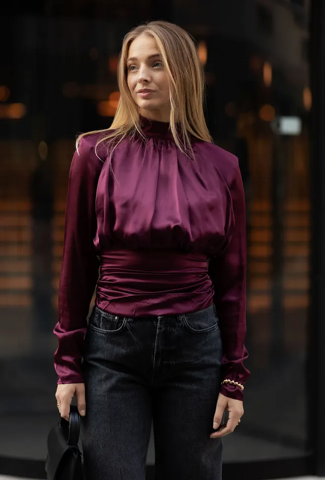 ROTATE Ls Ruched Silk Top Zinfandel topp 