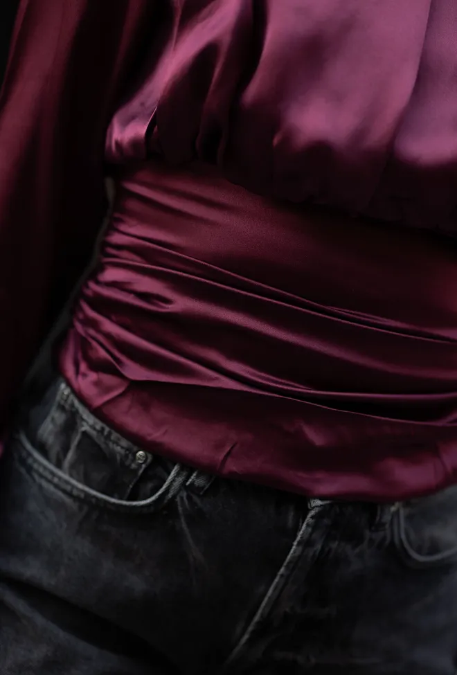 ROTATE Ls Ruched Silk Top Zinfandel topp 7