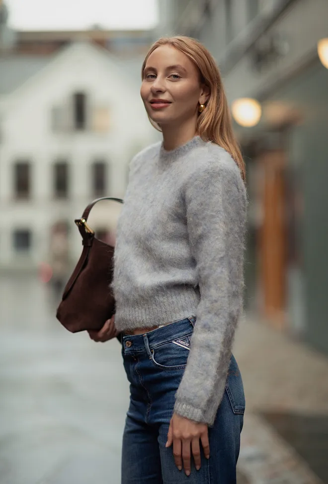 byTiMo Hairy Knit Sweater Sky Blue genser 4