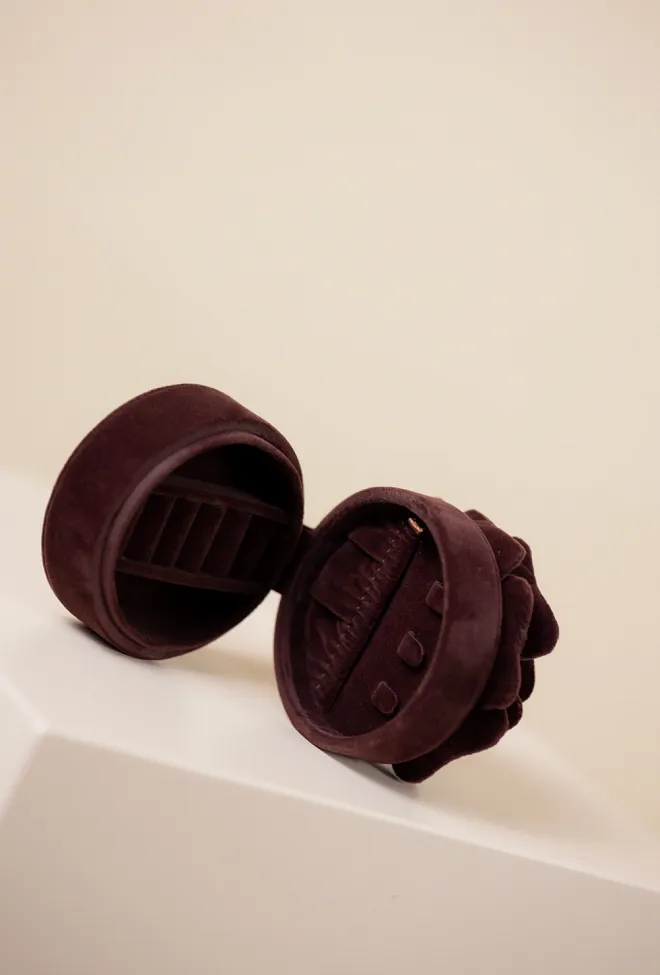 DAY ET Day Velvet Flower Jewelry Round Winetasting smykkeskrin 4