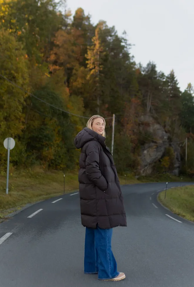 Scandinavian Edition Swell III After Dark dunjakke 2
