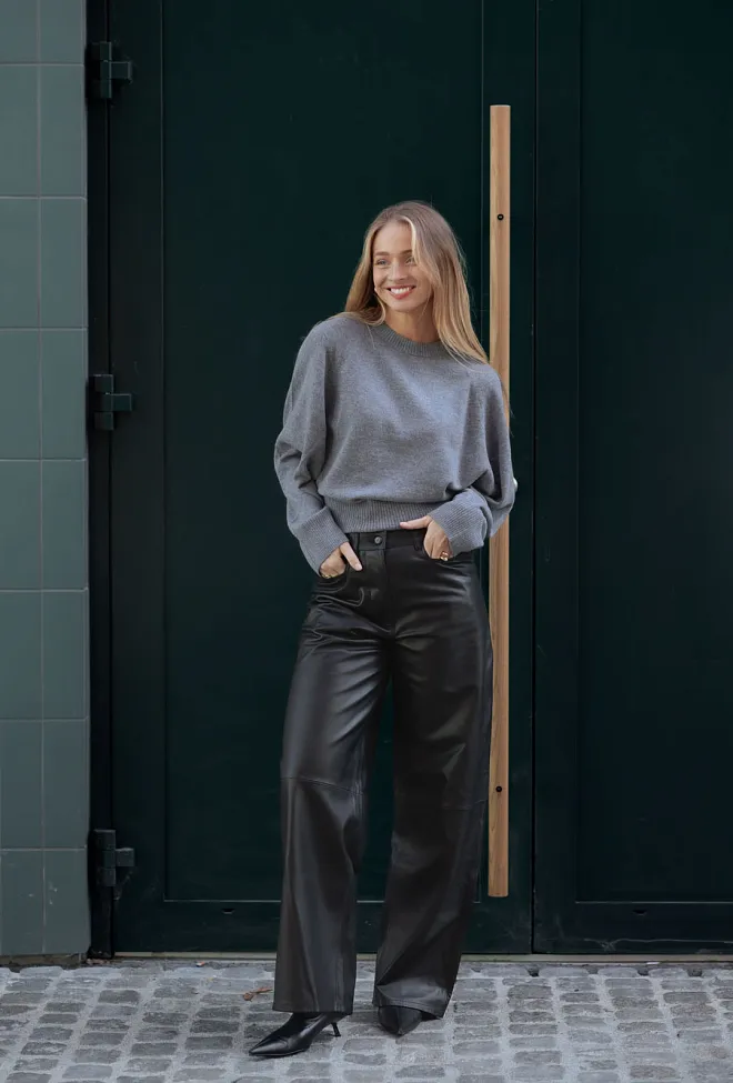 Remain Cocoon Leather Pants Black skinnbukse 8