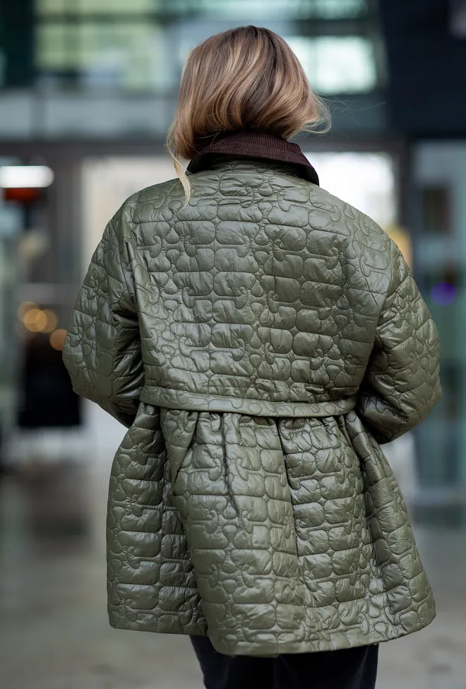 GANNI Shiny Quilt Midi Jacket W Flare Kalamata jakke 6