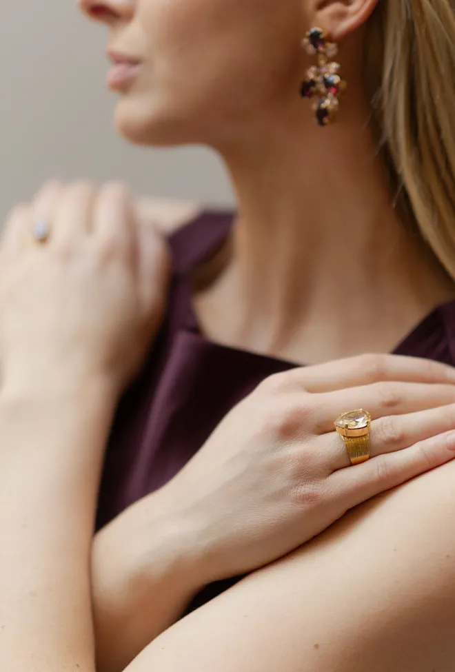 Caroline Svedbom Classic Drop Ring Golden Shadow 
