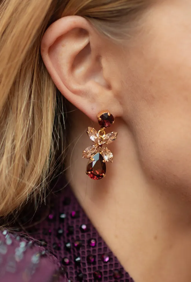 Caroline Svedbom Mini Dione Earrings Gold Burgundy øredobber