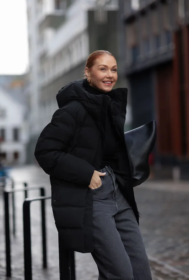 Scandinavian edition Noon II Onyx dunjakke 3