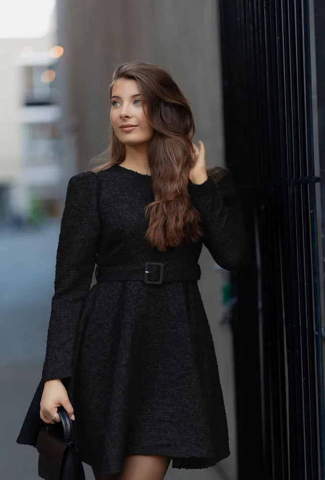 byTIMo Boucle Belt Dress Black minikjole 7