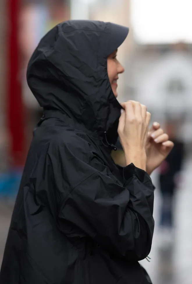 DAY ET Re-No Rain Anorak Black regnponcho 5