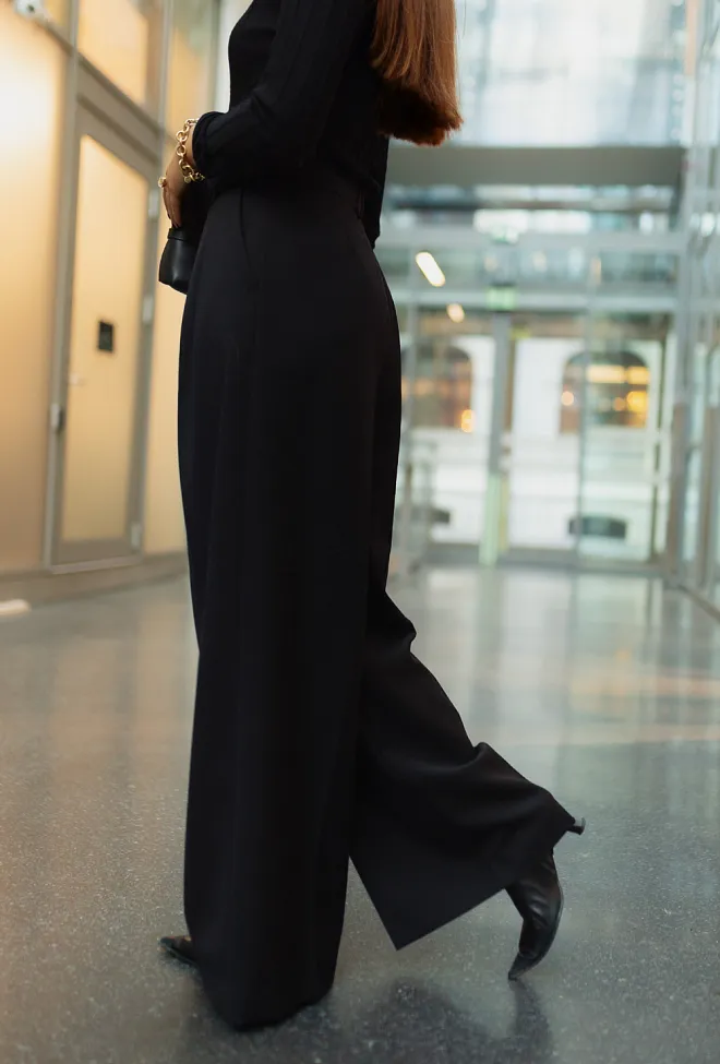 Anine Bing Lou Trousers Black dressbukse 2