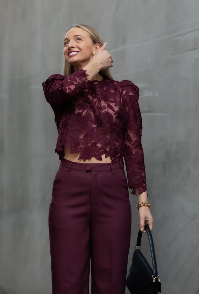Hiil studio Beauty Blouse Bordeaux blondebluse 8