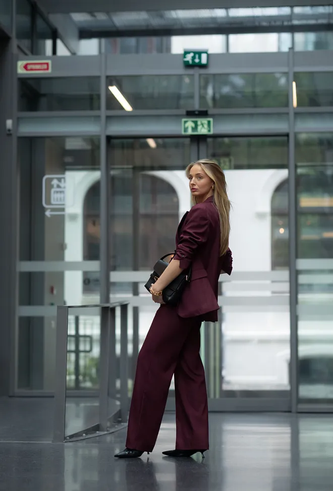 Hiil studio Mia Blazer Bordeaux dressjakke 11