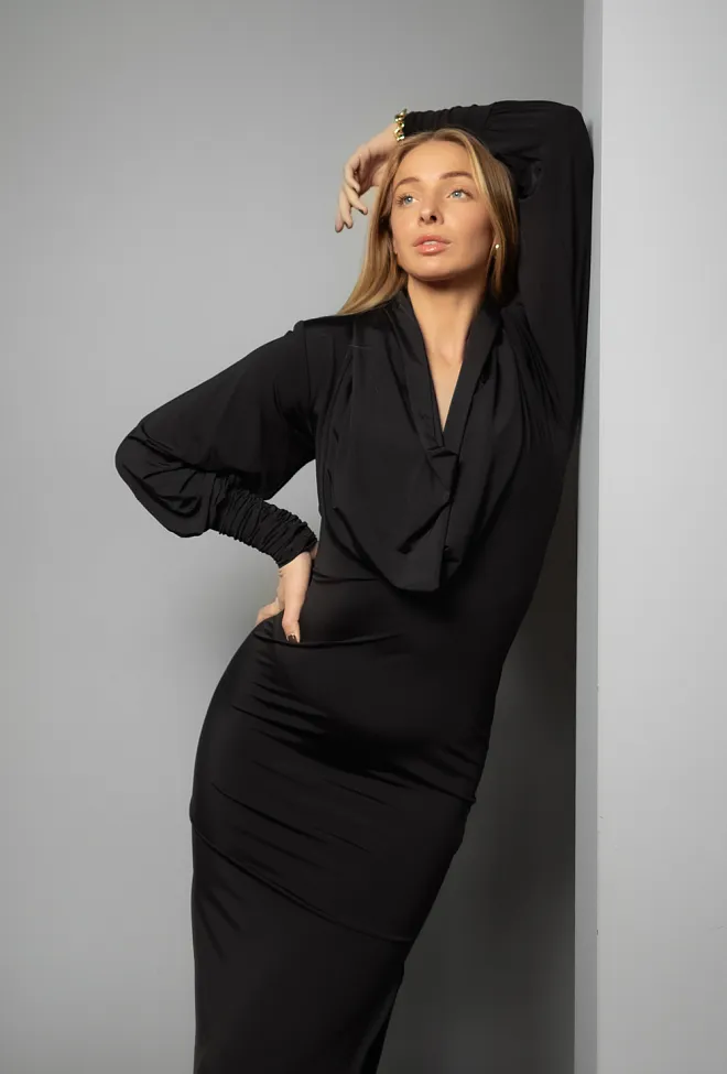 Rotate Slinky Hooded Dress Black maxikjole 8