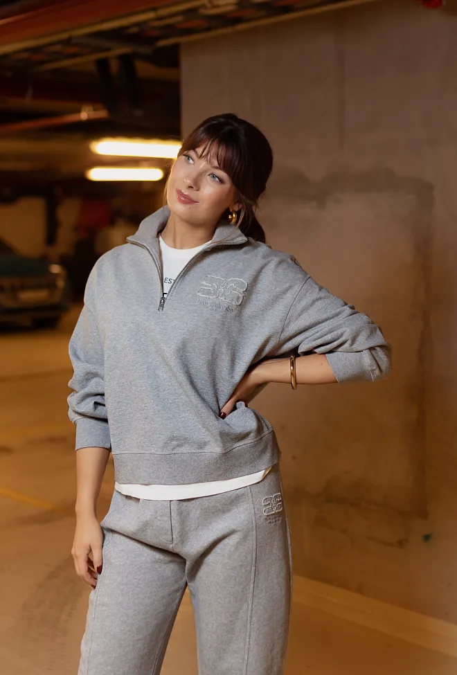 GANNI Isoli Half Zip Paloma collegegenser 5