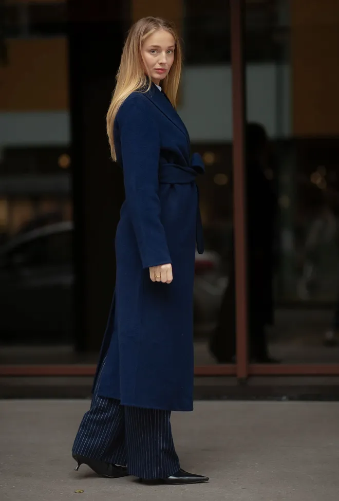 HiiL Studio Luminary Coat Navy ullkåpe 12